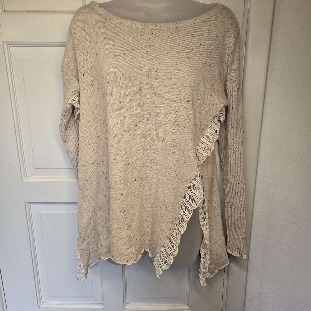 Cream Speckled Knit Top with Crochet Side Trim Lightweight/Sheer
